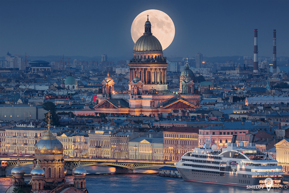 Санкт-Петербург — крупнейший экономический и культурный центр России